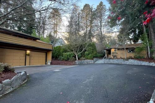 Myrtle Cottage Guest House in West Salem