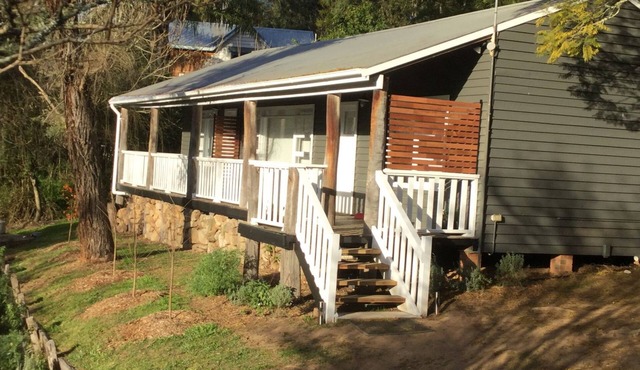 Myrtle Cottage - in the heart of Wollombi
