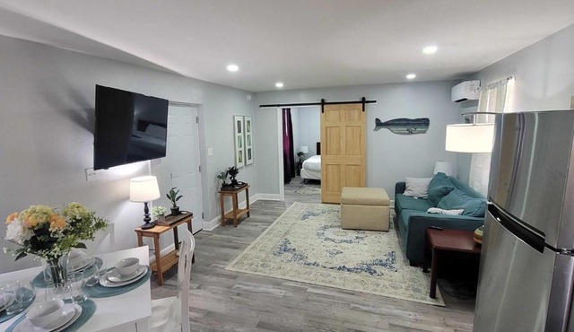 Myrtle Grove Cottage- Casita #2