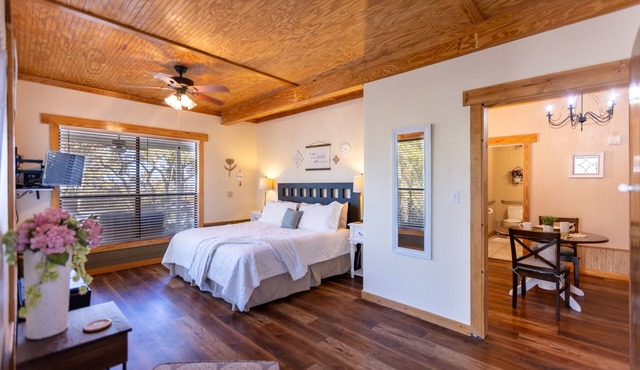 Mystic Hill Suites