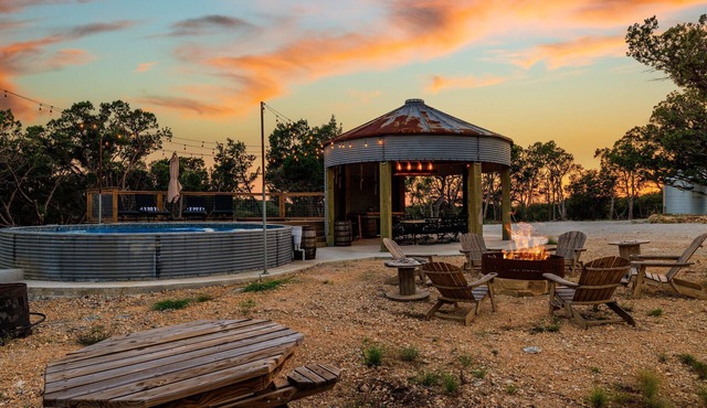 Mystic Hills Ranch I Glamping, Views, Pool