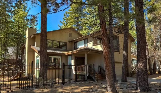 Mystic Pine -30+ day rental