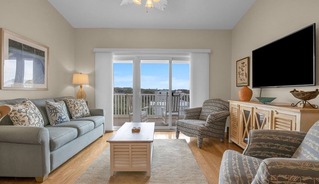 Mystic Shore: Spacious Condo Across from Oak Island Pier