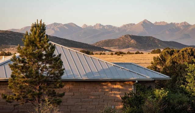 Mystically peaceful guest house w/Observatory; Greenhouse; Meditation Chapel &
