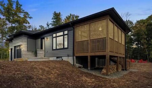 Northern Lights Muskoka w/Hot Tub & Pool Table