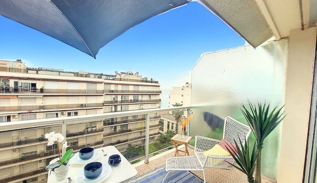 N&J - LIFESTYLE - Balcony - Modern