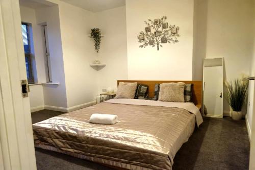 N&M Lodge Dunstable lodge with Free Parking