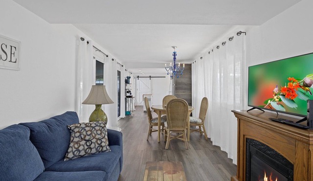 n NO SHARING! This Casita is Private. Full Kitchen,Yard, Screened Lanai