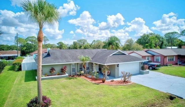 n“Peaceful villa with pool, near lakes, shops & highways – perfect getaway”