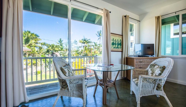 N. Shore Maui -Kuau Studio by the beach