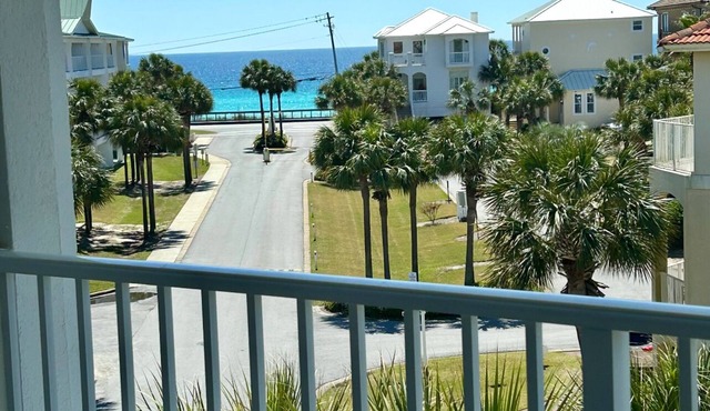 n🏖️Stunning BEACH view☀️Your COASTAL ESCAPE AWAITS!Beach service,2 pools,Hot tub!