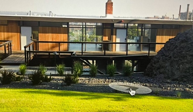 n-Stunning Mid Century Modern with amazing Downtown City Views!