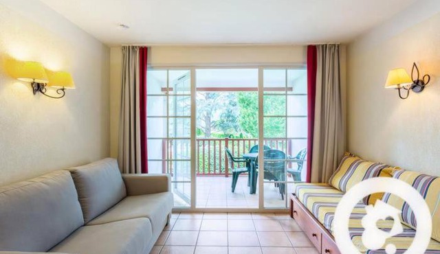 N111, parc d'arradoy-St Jean Pied de Port