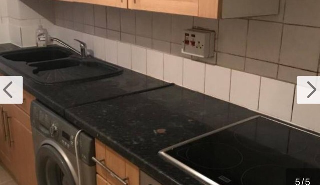 n4 bed house in quiet location. Close to amenities. 5 min to central station