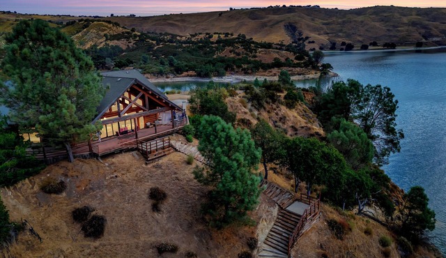 Nacimiento Lake Retreat: Private Dock & Epic Views