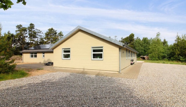 "Nael" - 1.6km from the sea by Interhome