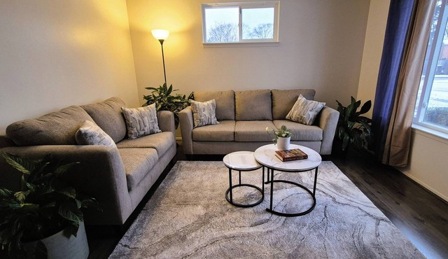 Nakota Haven Bright, Clean & Family‑Friendly House in Royal Oak Michigan