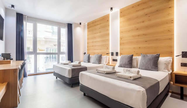 Nalu Valencia Boutique Rooms