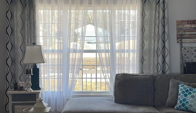 Nan & Pop's Waterfront Retreat, Offering a breathtaking view of the bay!