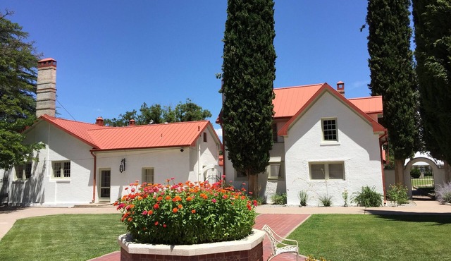 NAN Ranch - Fountain Patio Apartment, Historic Ranch Estate in Mimbres Valley