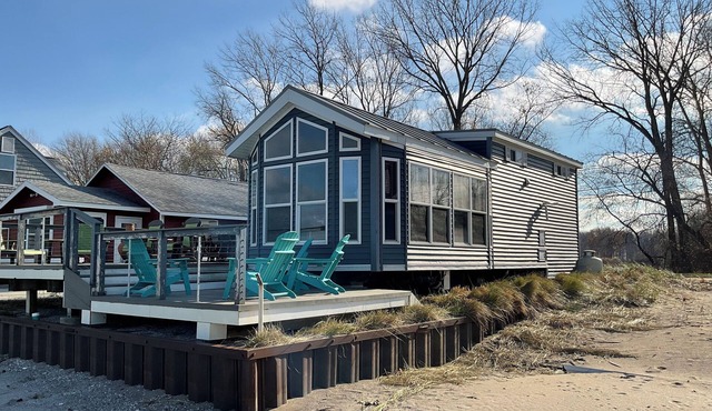 Nana and Papa’s Tiny beach house with private beach and amazing views