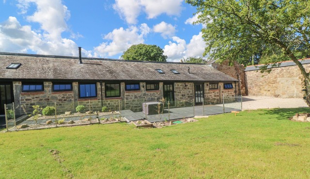 NANA'S COTTAGE, family friendly, with open fire in Praze-An-Beeble