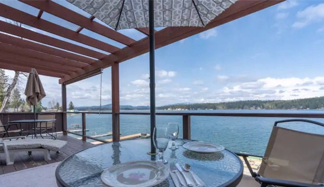 Nana's Lake House - Diamond Lake - Newport, WA