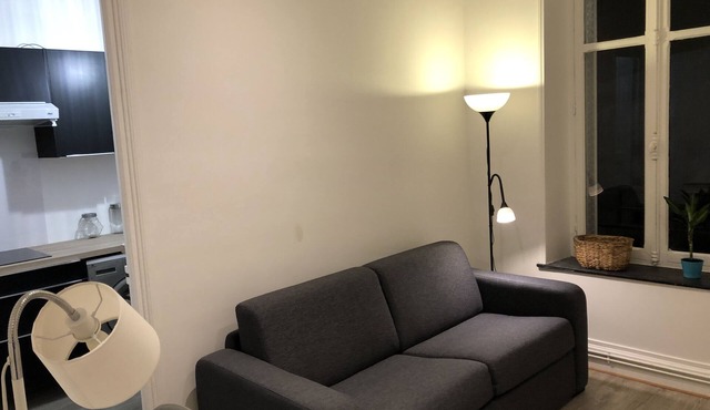 NANCY FACE ARTEM 2 rooms equipped and refurbished.