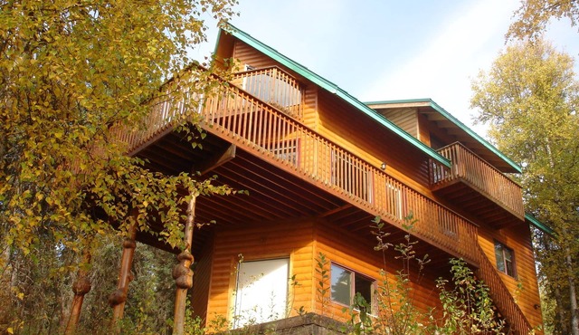 Nancy Lake Villa - Lakefront Luxury!
