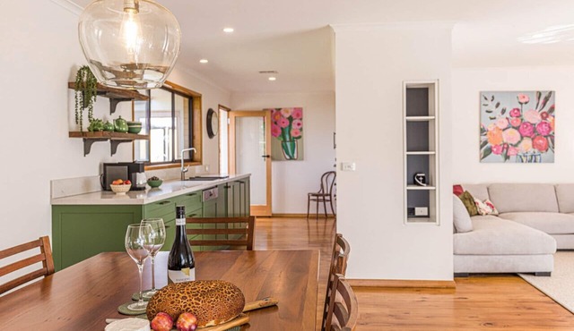 Nancy's of Trentham in heart of town