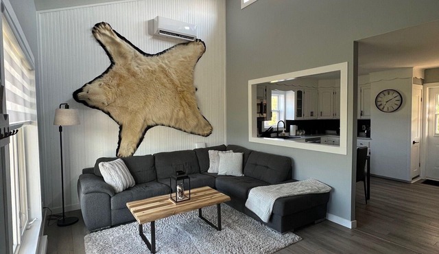 Nanook’s Den Escape to the beauty of the mountains Internet, GBTV