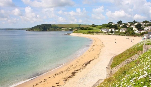 NANPARRA COTTAGE, family friendly, with a garden in Falmouth