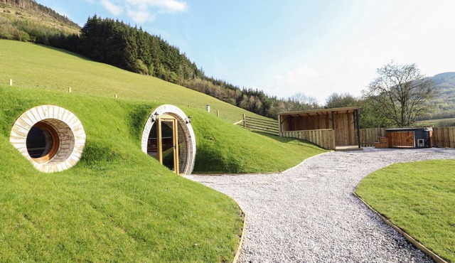 NANT Y GARNEDD, character holiday cottage in Dinas Mawddwy