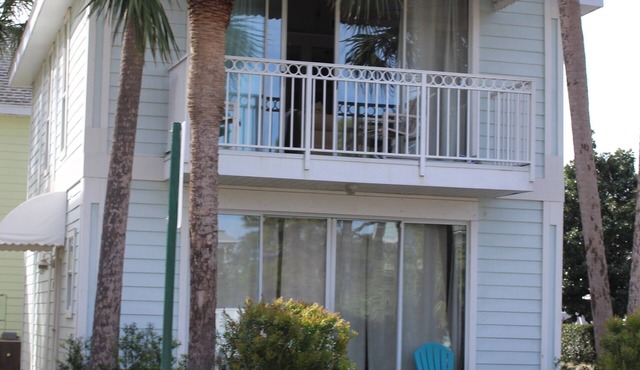Nantucket Cottage 11-A Upstairs Cottage