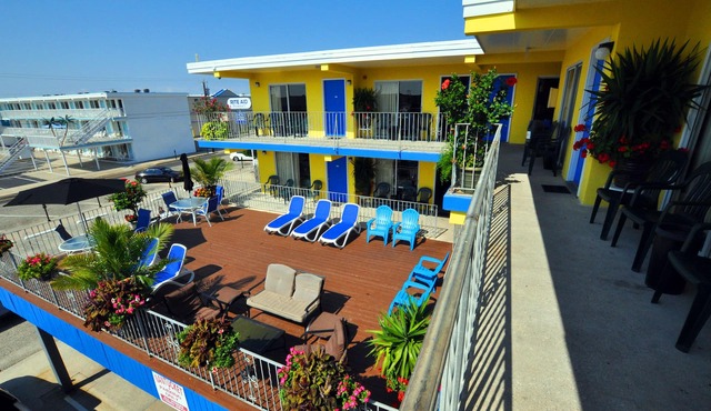 Nantucket Inn & Suites
