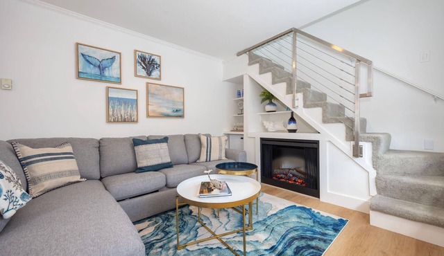 Nantucket Penthouse - walk to restaurants, beaches, activies & so much more