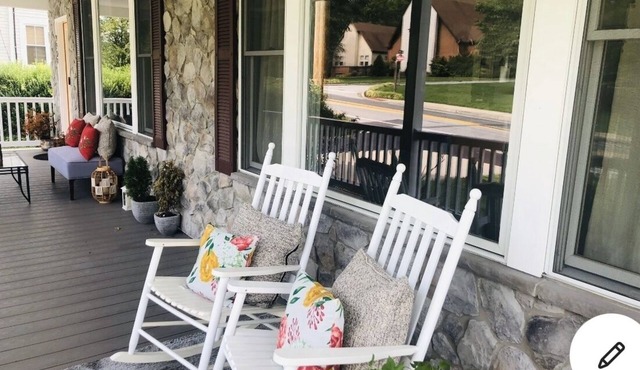 Naomi Bed & Breakfast