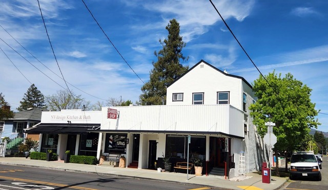 Napa Valley Downtown Apartment – Walkable Location, 31+Day Stays