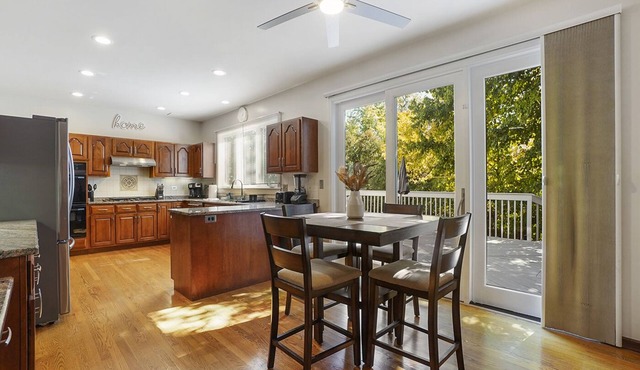 Naperville Rental - Harmony Ct