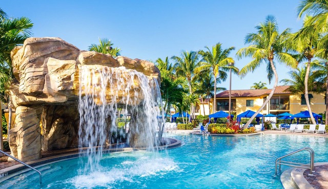 Naples Bay Resort & Marina