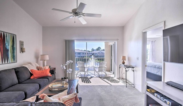 Naples Condo: Balcony, Pool & Private Beach Access