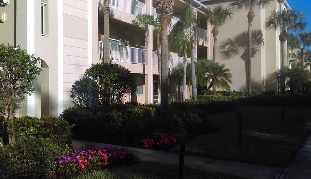 Naples -Cypress Woods-Golf Community Clubhousepools,Exercise