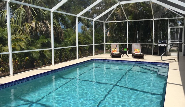 Naples Lely Resort- Quiet Villa Home with Oversized Pool