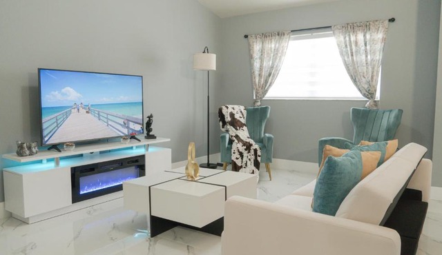 Naples Paradise 2 Bedrooms House