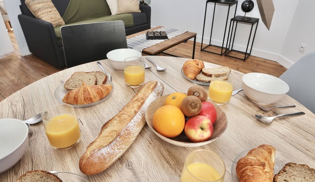 Napoléon Gare 7 ★ T2 ★ Dernier Etage ★ ByLocly