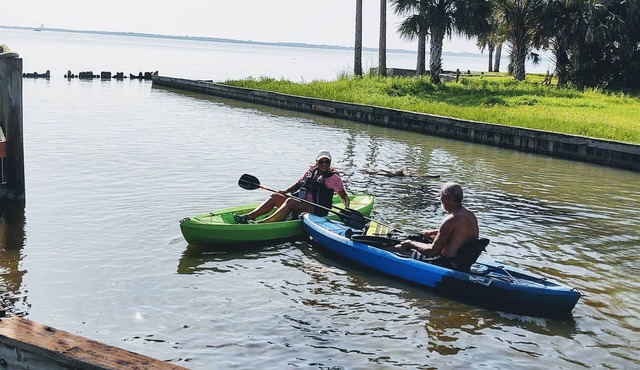 NASA KSC Guest House 3bds 2bths+kayaks+ rocket launches+beaches+Cape Canaveral