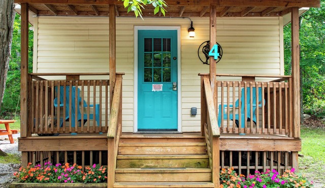 Nashville, Franklin, Brentwood, Spring Hill - Rustic Cabin 4 CAMPERS RV PARK