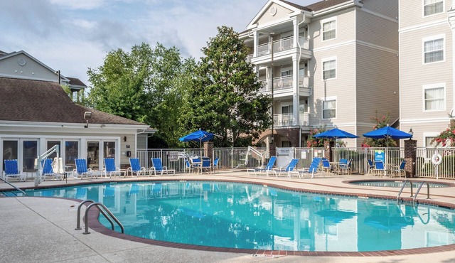 Nashville | Live Music | Pool & Broadway | 2BR Condo