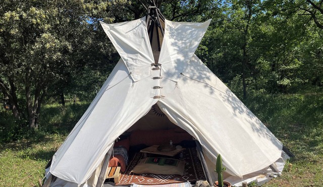 Naskapi a real Amerindian tepee