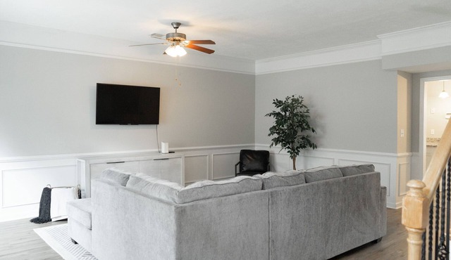 NATIONAL HILLS 3 BED WITH UPDATES! AUGUSTA NATIONAL, COSTCO, TOP GOLF, D&B